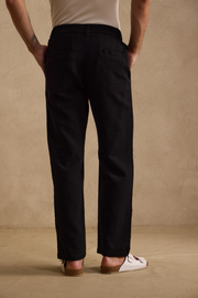 THE SEOUL LINEN PANTS IN DEEP BLACK