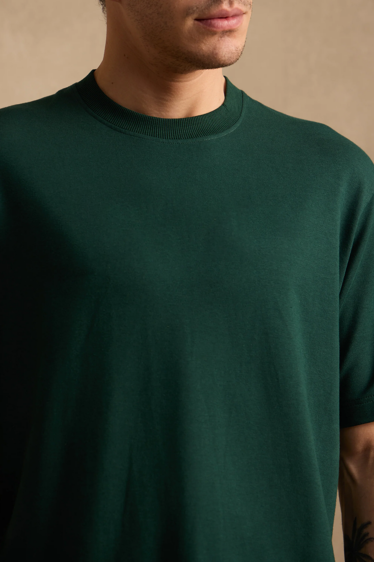 THE BAMBOO CREW TSHIRT IN FOREST GREEN