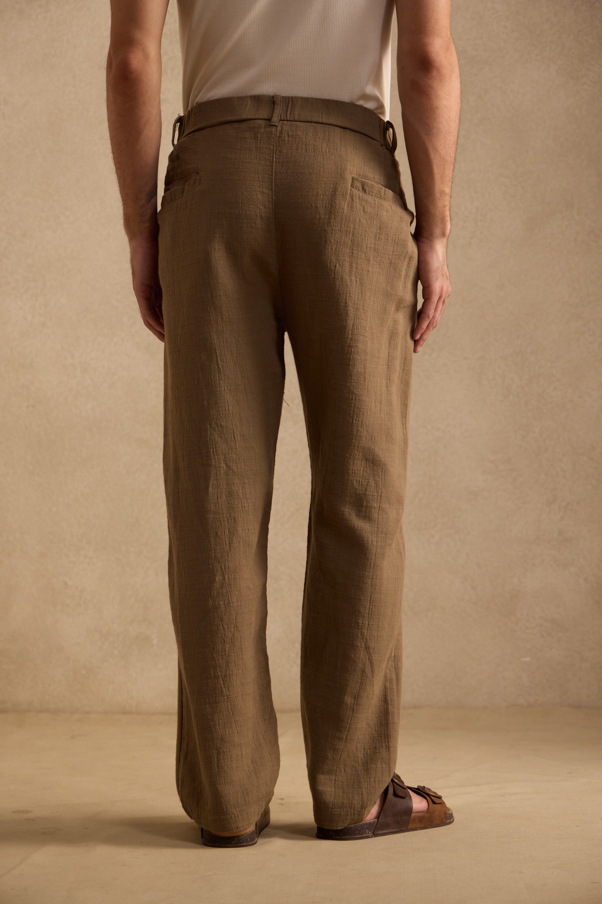 THE SEOUL LINEN PANTS IN TAUPE