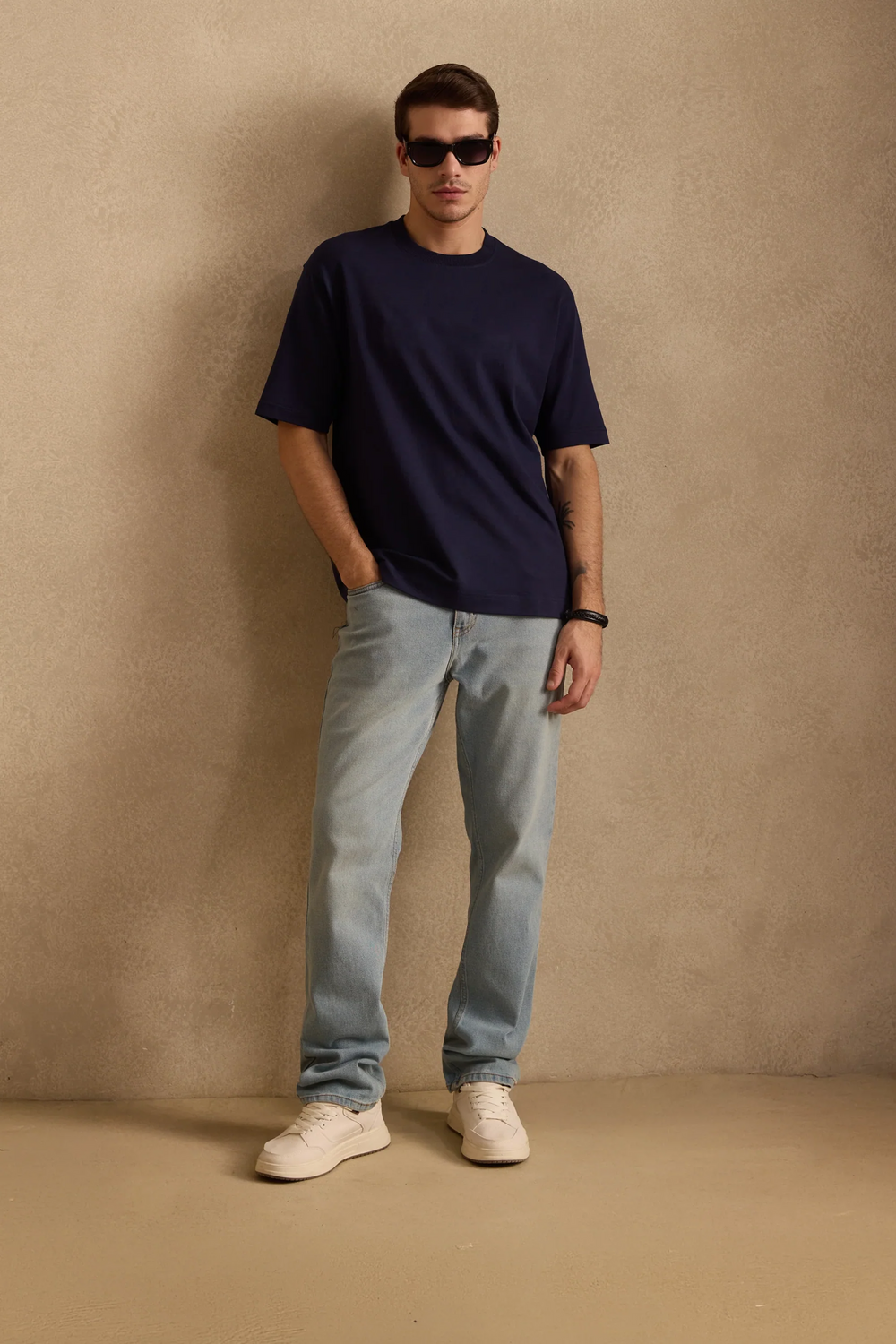 THE BAMBOO CREW TSHIRT IN ROYAL NAVY