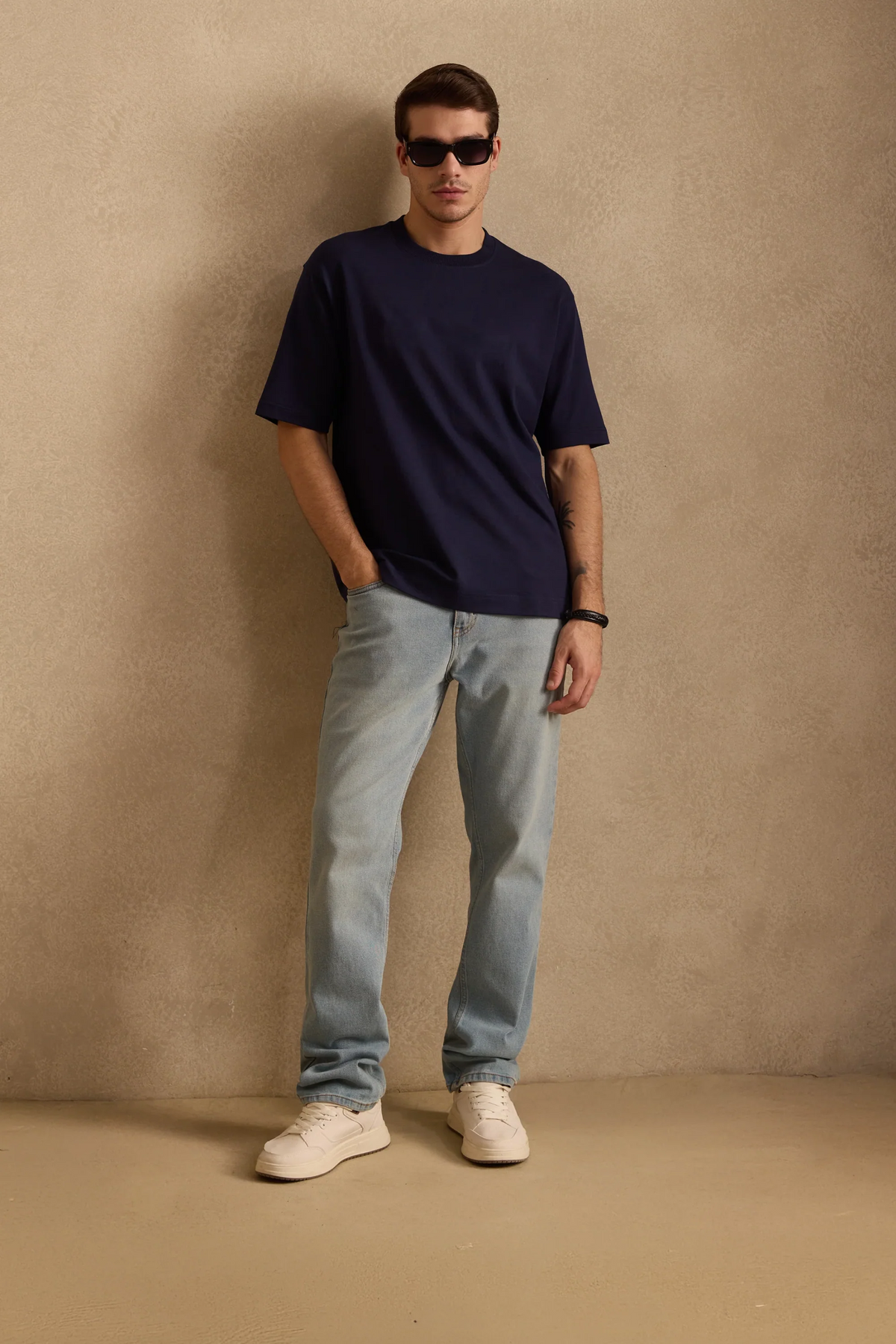THE BAMBOO CREW TSHIRT IN ROYAL NAVY