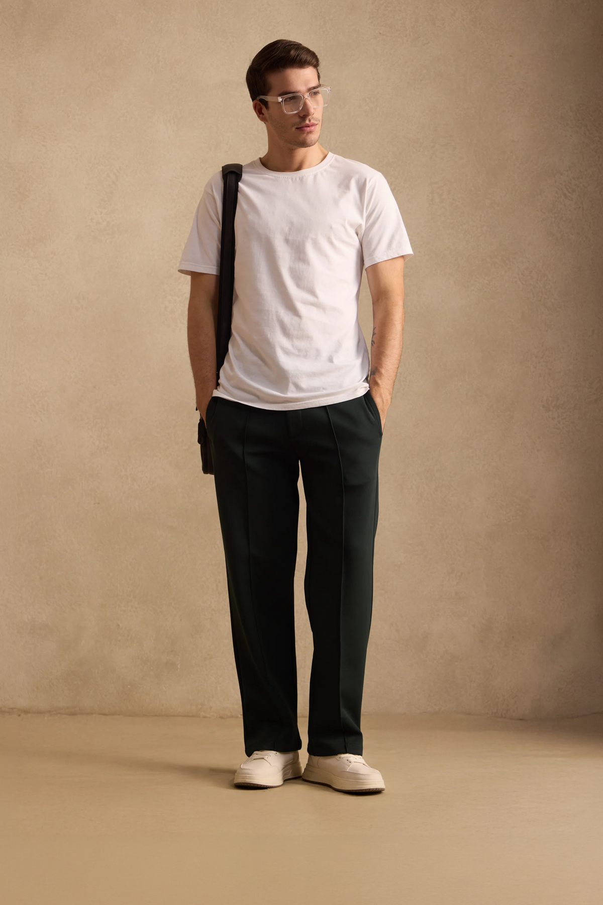 THE PIN TUCK PANTS IN HUNTER GREEN