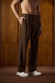 THE SEOUL PLEATED PANTS IN CHESTNUT