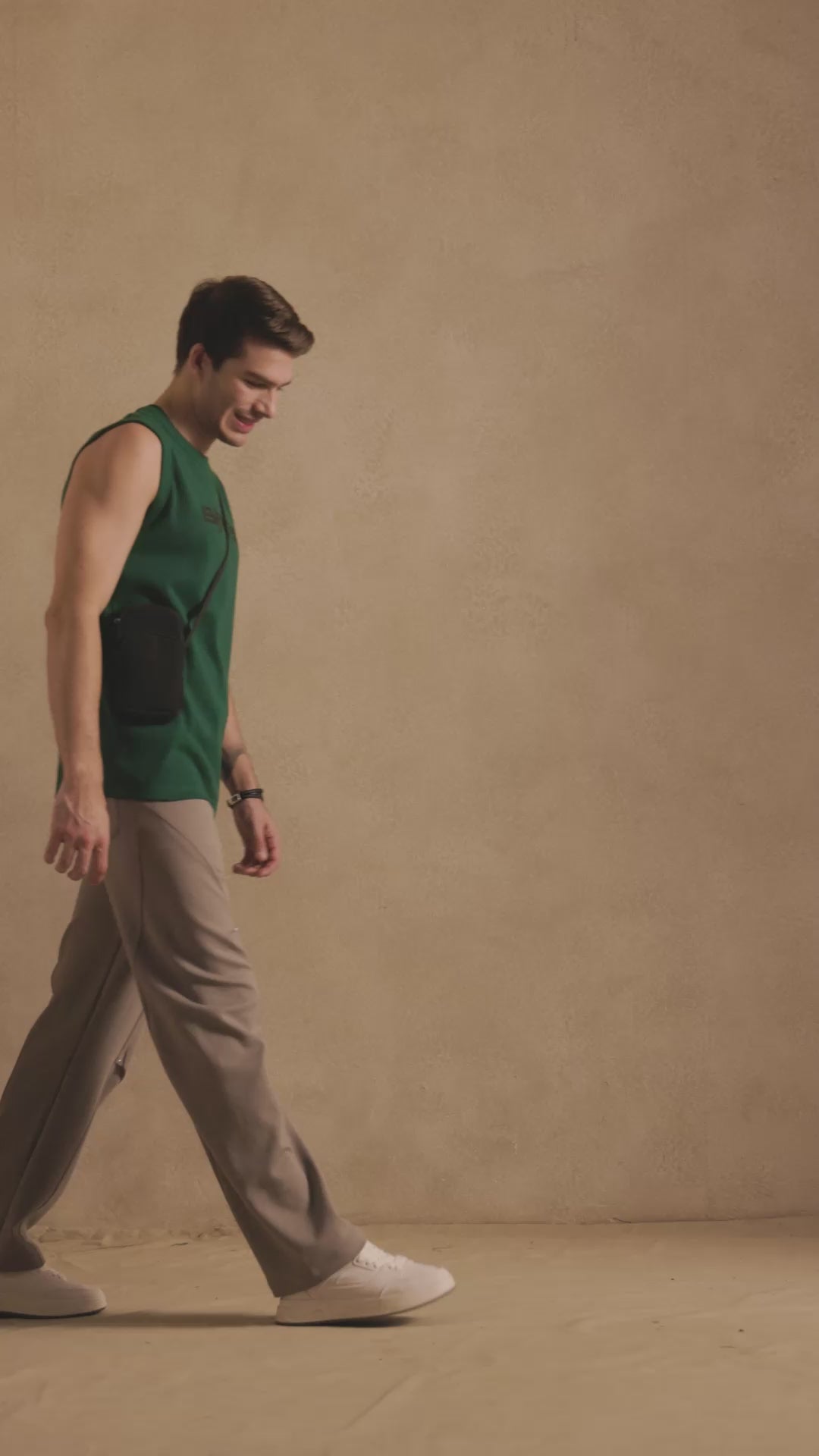 RIBBED MUSCLE TANK IN FOREST GREEN